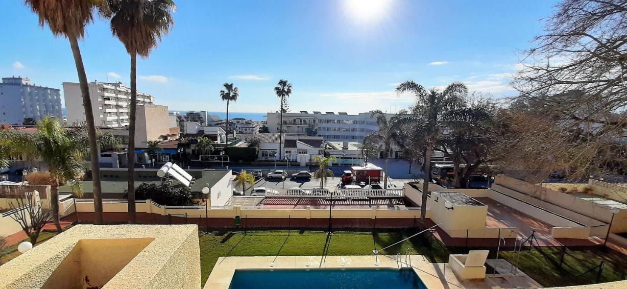 토레몰리노스 Fantastico Apartamento En La Carihuela 아파트 외부 사진