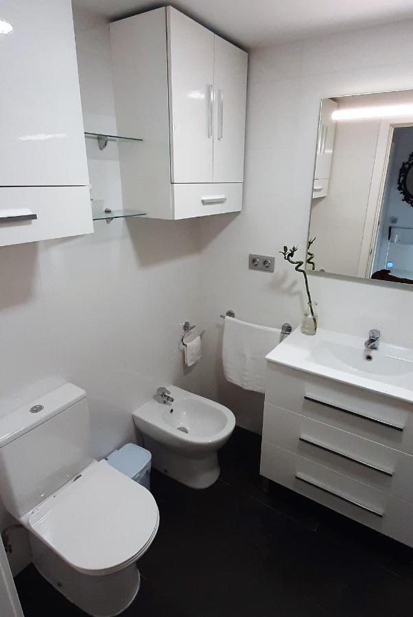 토레몰리노스 Fantastico Apartamento En La Carihuela 아파트 외부 사진